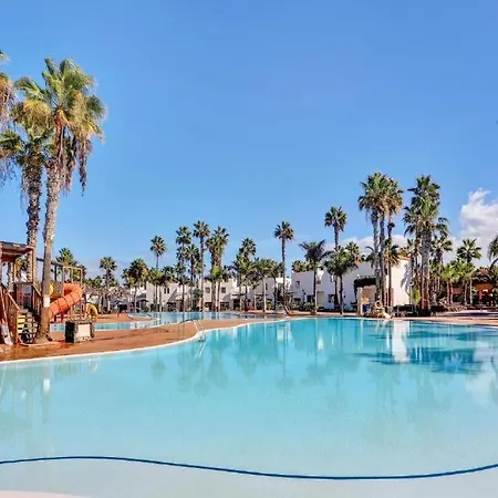 Bella Oasis *